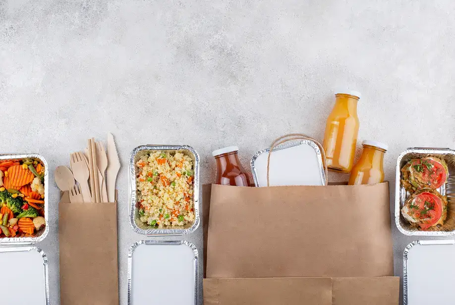 متعهد الإعاشة